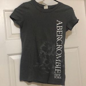 Small Abercrombie tshirt